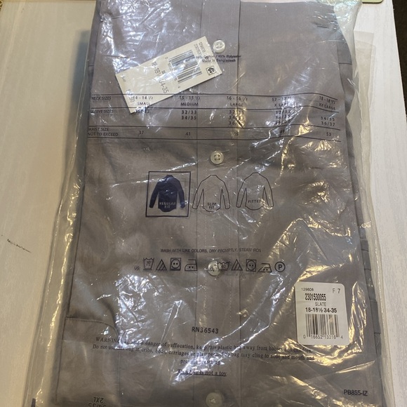 IZOD All over Stretch Wrinkle Free Button Down Shirt - Picture 4 of 6